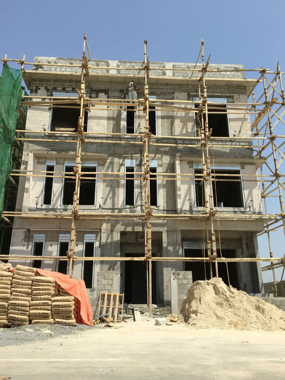 Commercial building